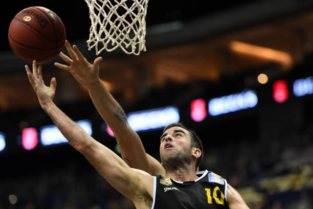 广厦通过多 广厦通过多