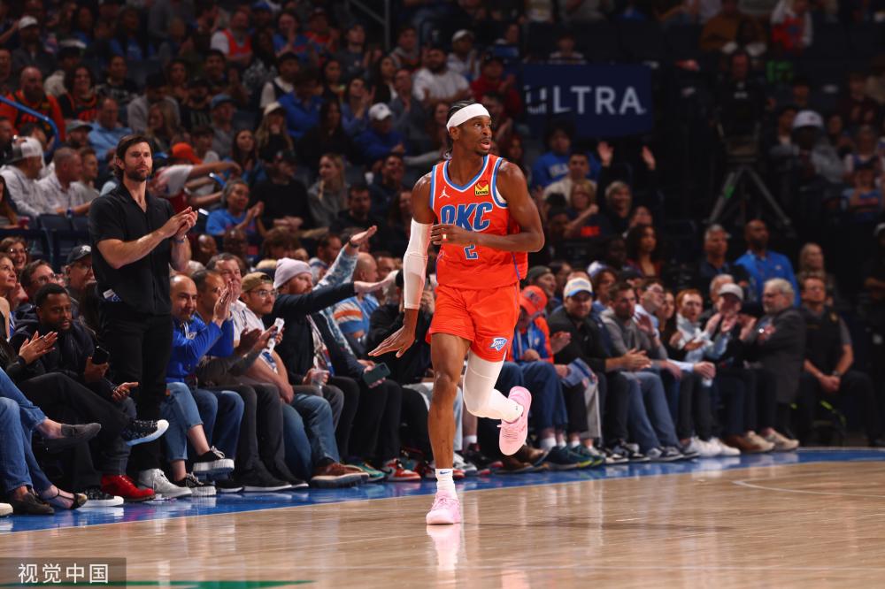 的内线球员 的内线球员