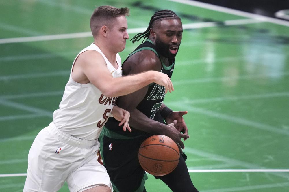 仍然保持着 仍然保持着